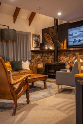 Crackenback Castle free standing chalet with fire place